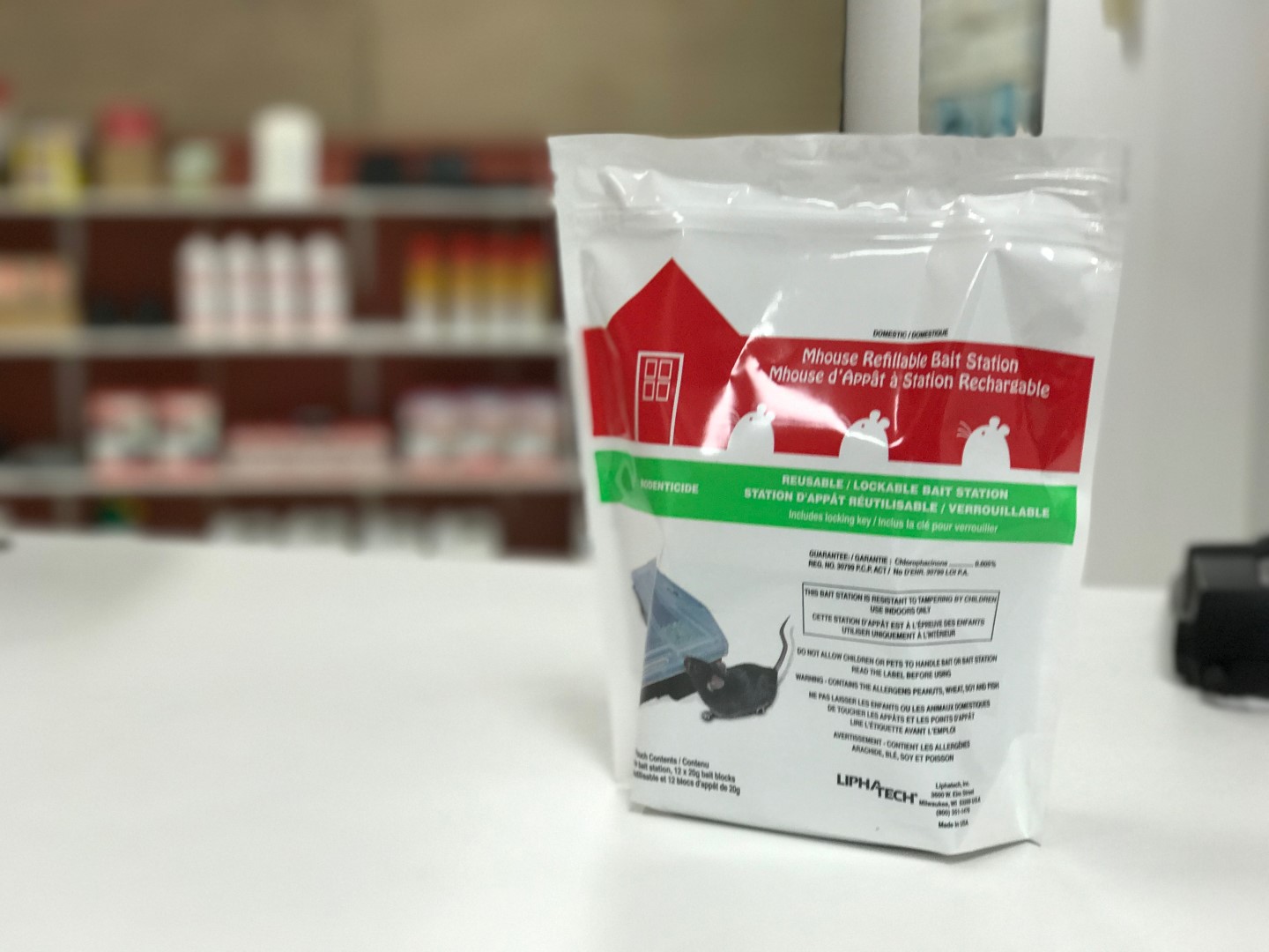 Bait house with rechargeable station, Extermination products at Exterminateurs Associés, photo