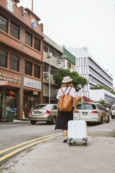 bed-bugs-on-trip-Exterminateurs-Associés-photo-281x422 Get rid of bed bugs while traveling - Exterminateurs-Associés - photo